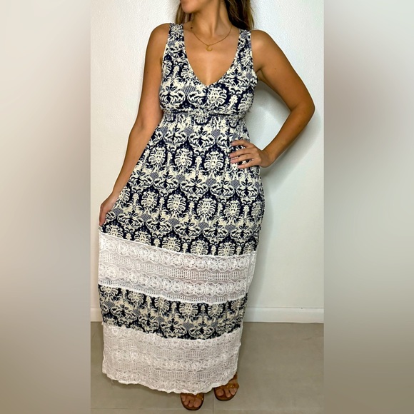 Women's beachwear dresses embroidered - Picture 1 of 3
